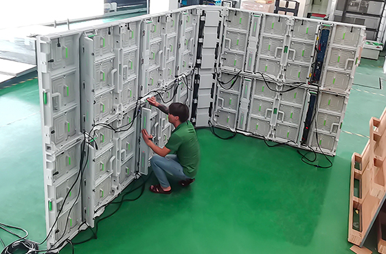 户外屏一年修几次？350vip浦京光电这款裸眼3D屏将让你更加省心